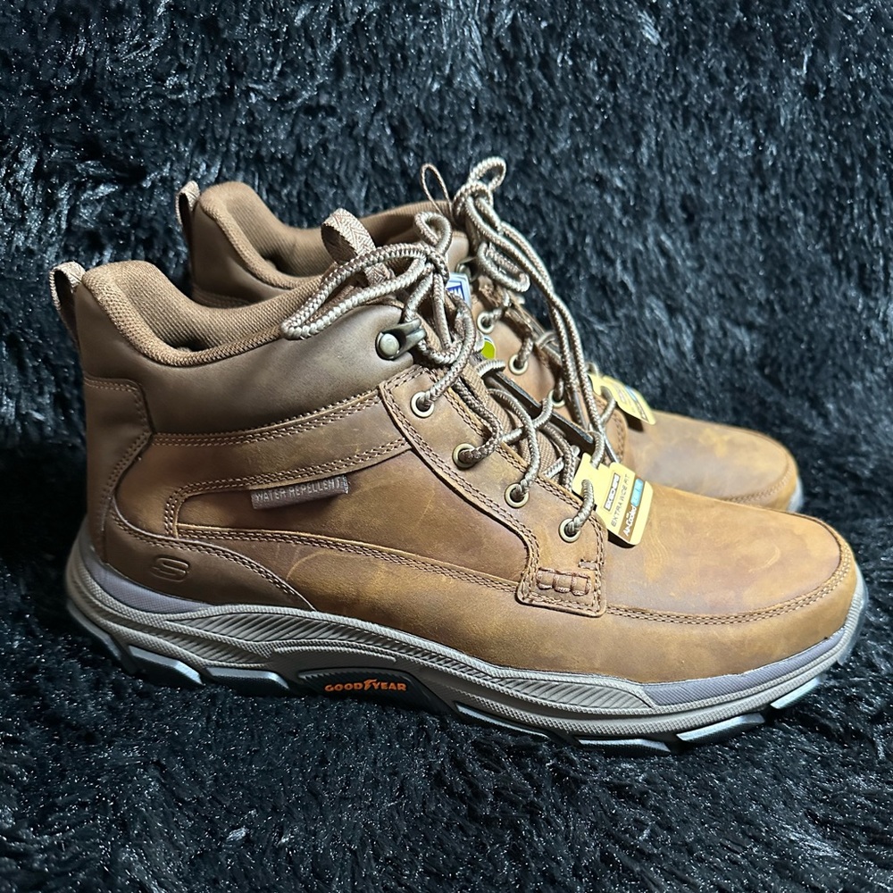 Sketcher work boots
